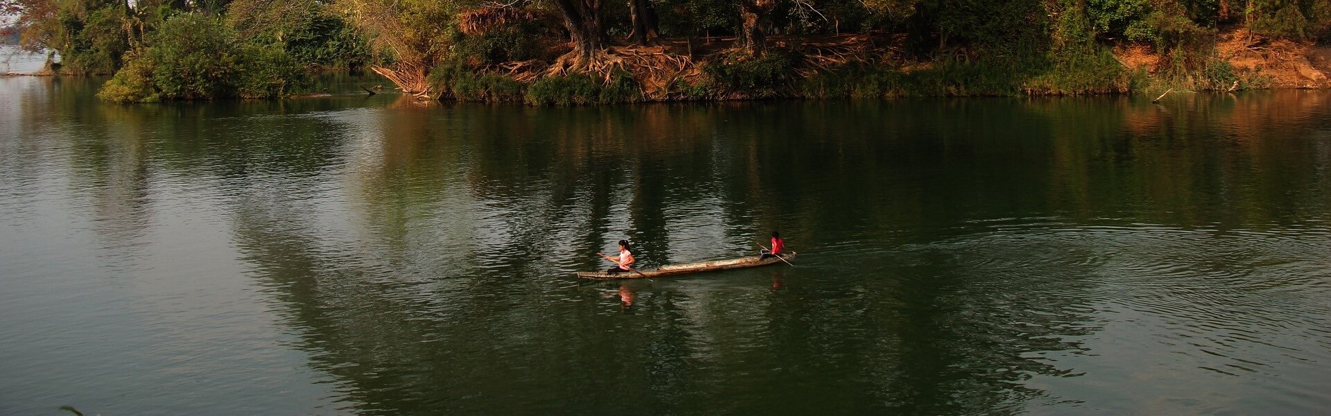 Begin your visa-prepared day with Laos’s tranquil ambiance
